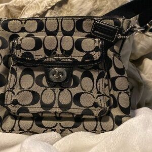 COACH SIGNATURE CANVAS CROSSBODY BAG